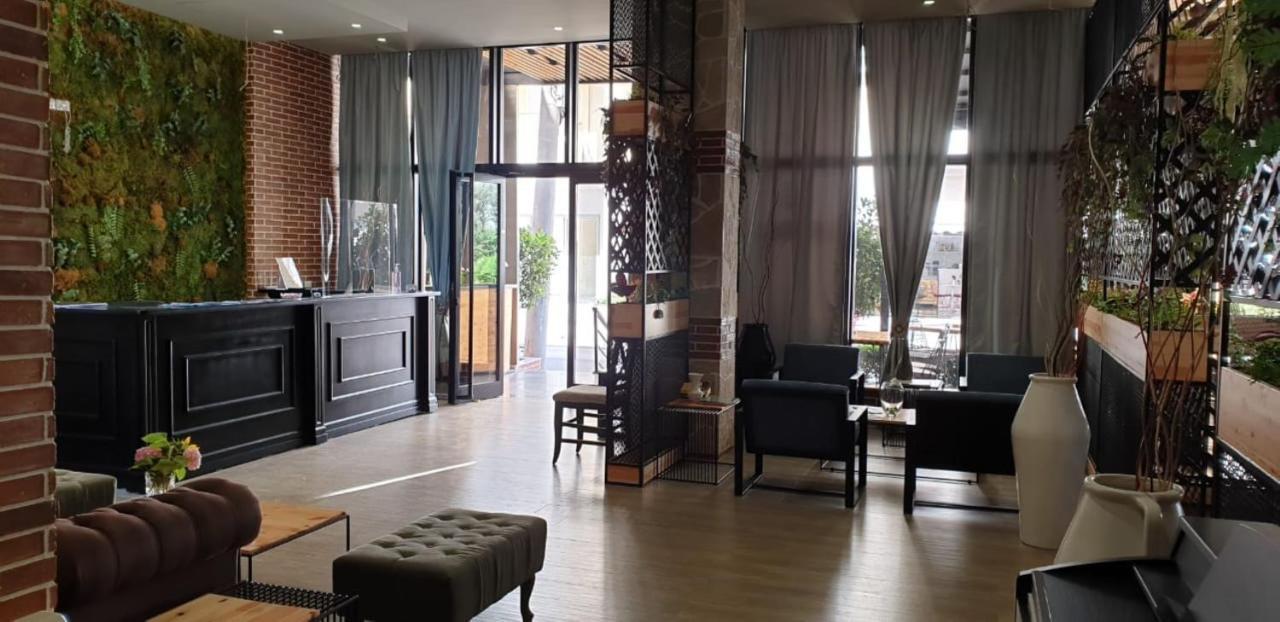 ساراندا Eval Hotel المظهر الخارجي الصورة