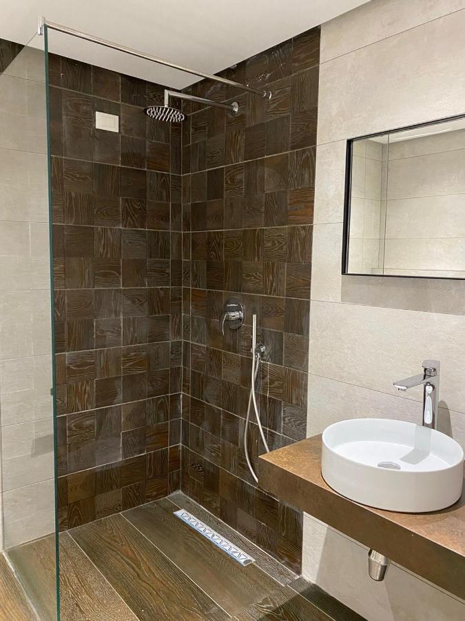 ساراندا Eval Hotel المظهر الخارجي الصورة