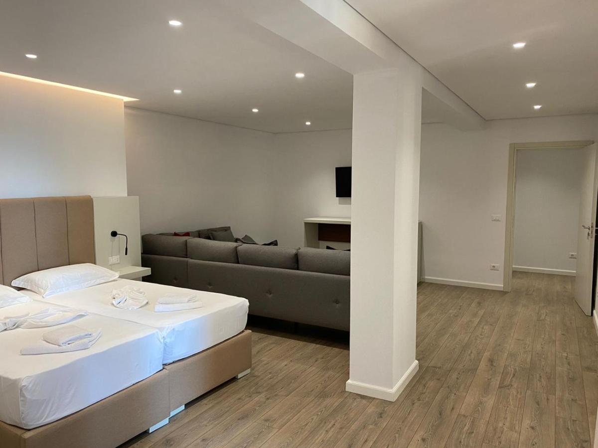 ساراندا Eval Hotel المظهر الخارجي الصورة