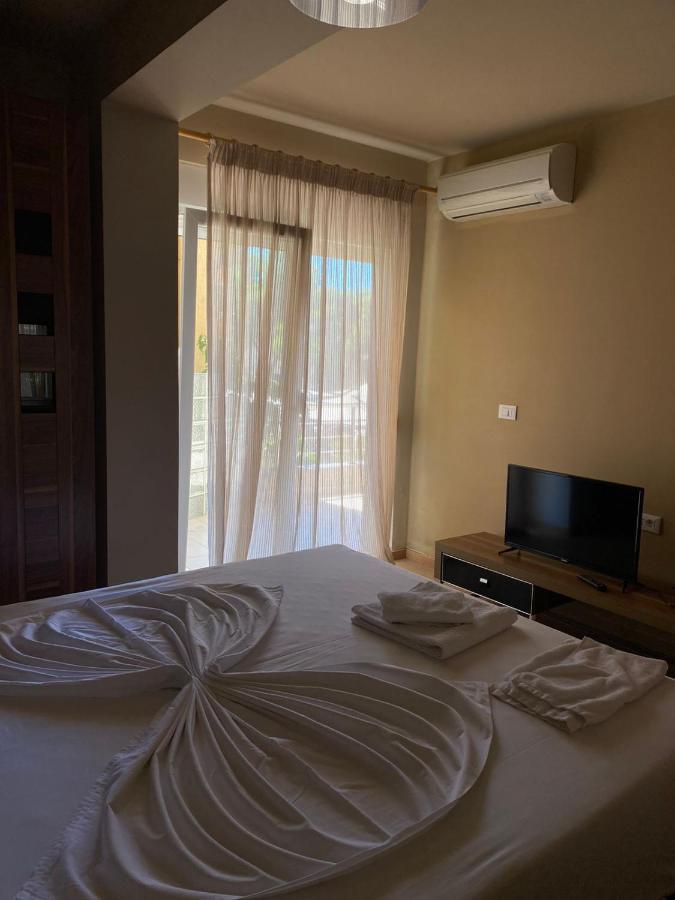 ساراندا Eval Hotel المظهر الخارجي الصورة