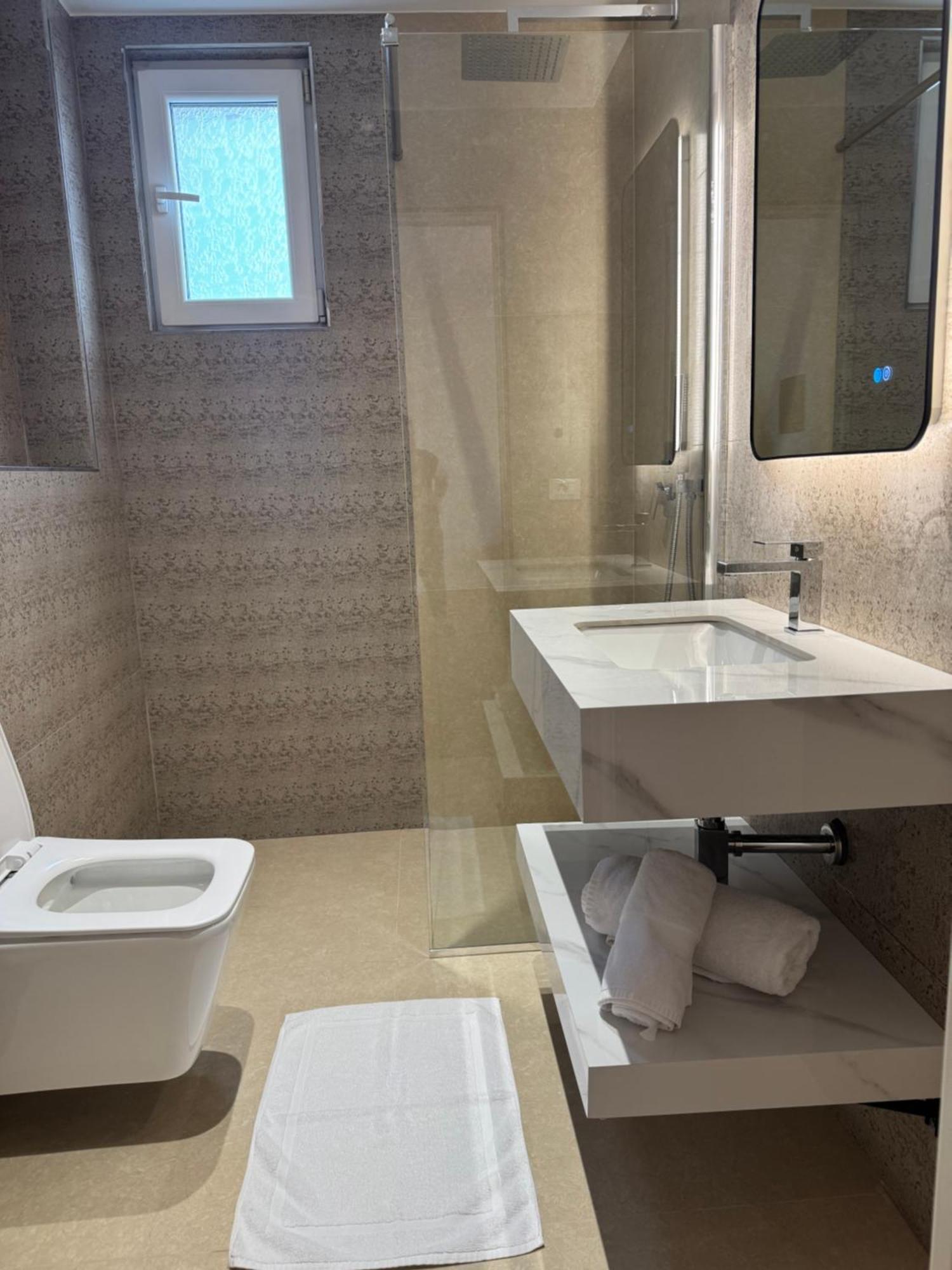 ساراندا Eval Hotel المظهر الخارجي الصورة